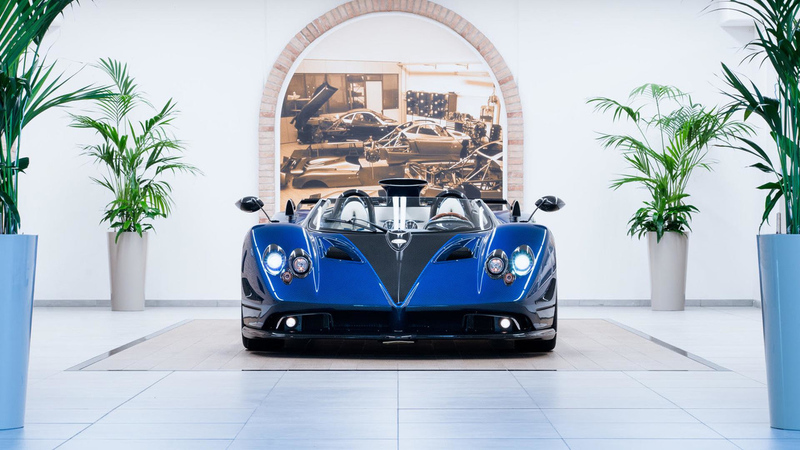 Illustration for article titled The $17.5 Million Pagani Zonda HP Barchetta Is the Most Expensive Car in the World
